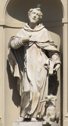 Святой Доминик и символ ордена доминиканцев - пес, держащий в пасти факел (фасад церкви монастыря Сан-Марко, Флоренция)