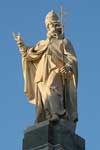 Статуя св. Сильвестра I, папы римского (церковь Сан-Сильвестро, Пиза)